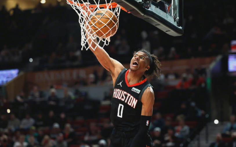 包含TheShy连续七场比赛得分超过战术调整，公牛挑战极限！的词条